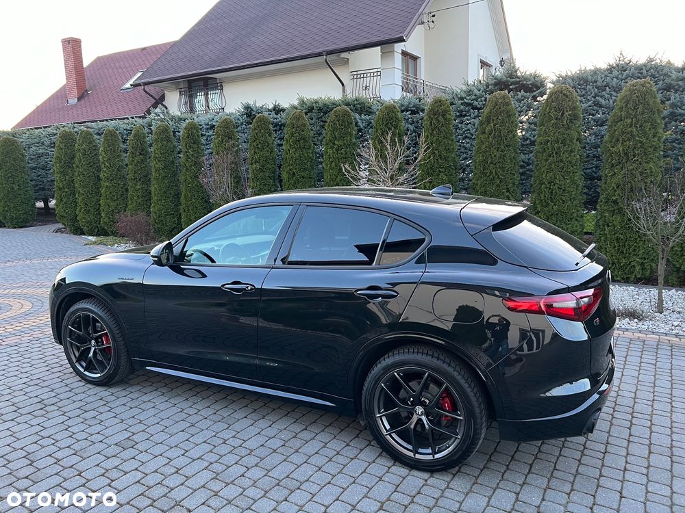 Alfa Romeo Stelvio 2.0 Turbo Veloce Q4 - 14