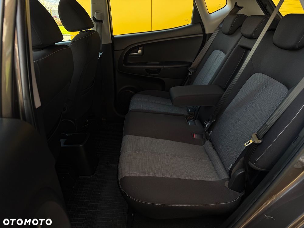 Kia Venga 1.4 L - 12