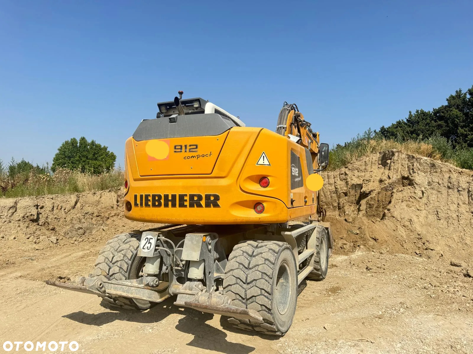 Liebherr A912 compact / 2017rok / świeżo sprowadzony - 4