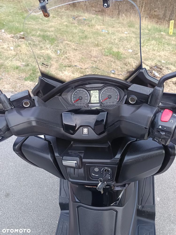 Suzuki Burgman - 3