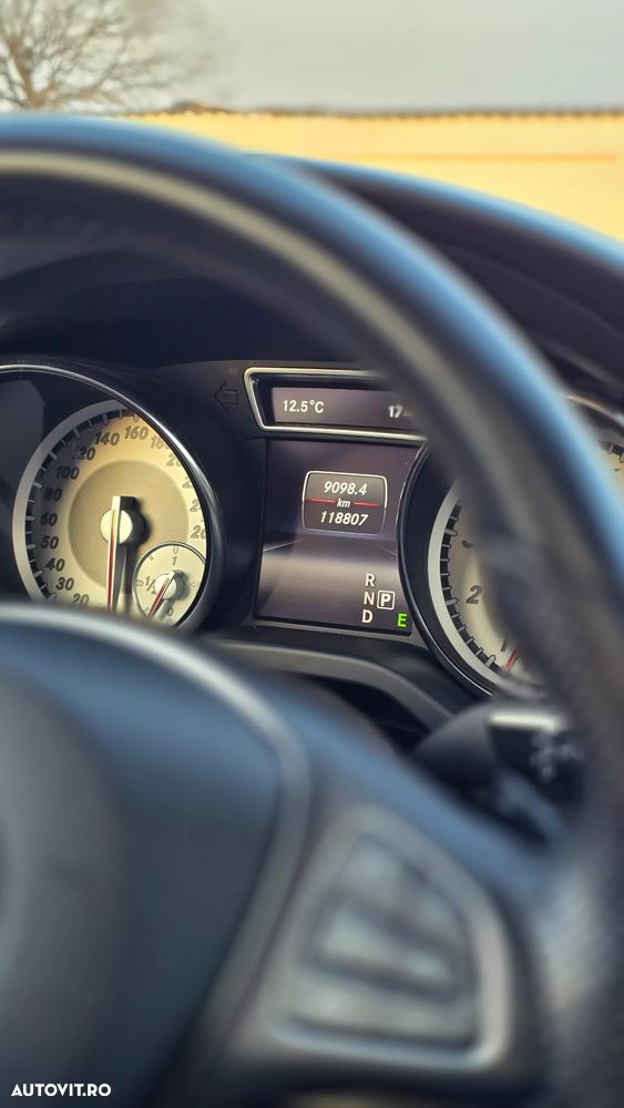 Mercedes-Benz CLA 250 4MATIC Aut. - 16