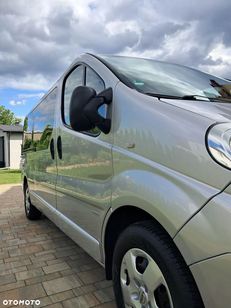 Opel Vivaro L2H1 2.9t - 25