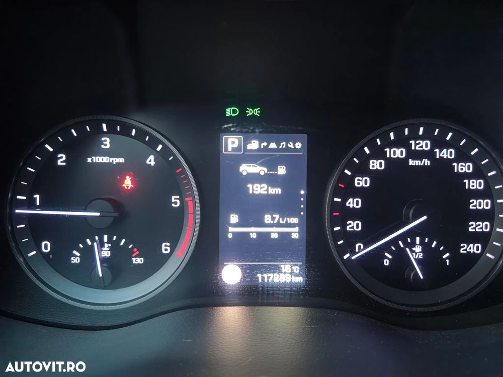 Hyundai Tucson 2.0 CRDI 4WD Automatik Style - 10