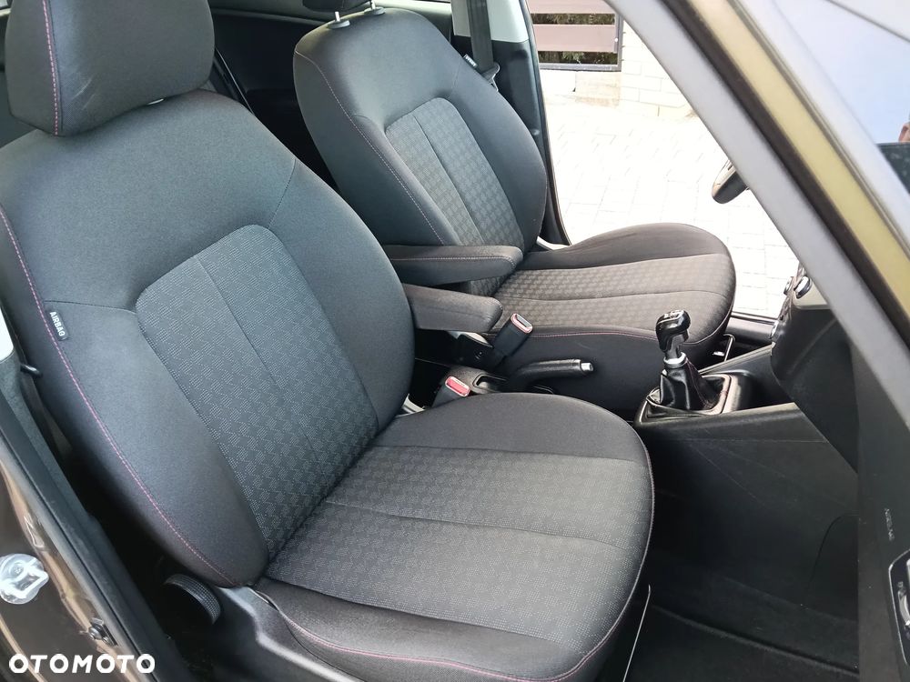 Kia Venga 1.4 Business Line - 20