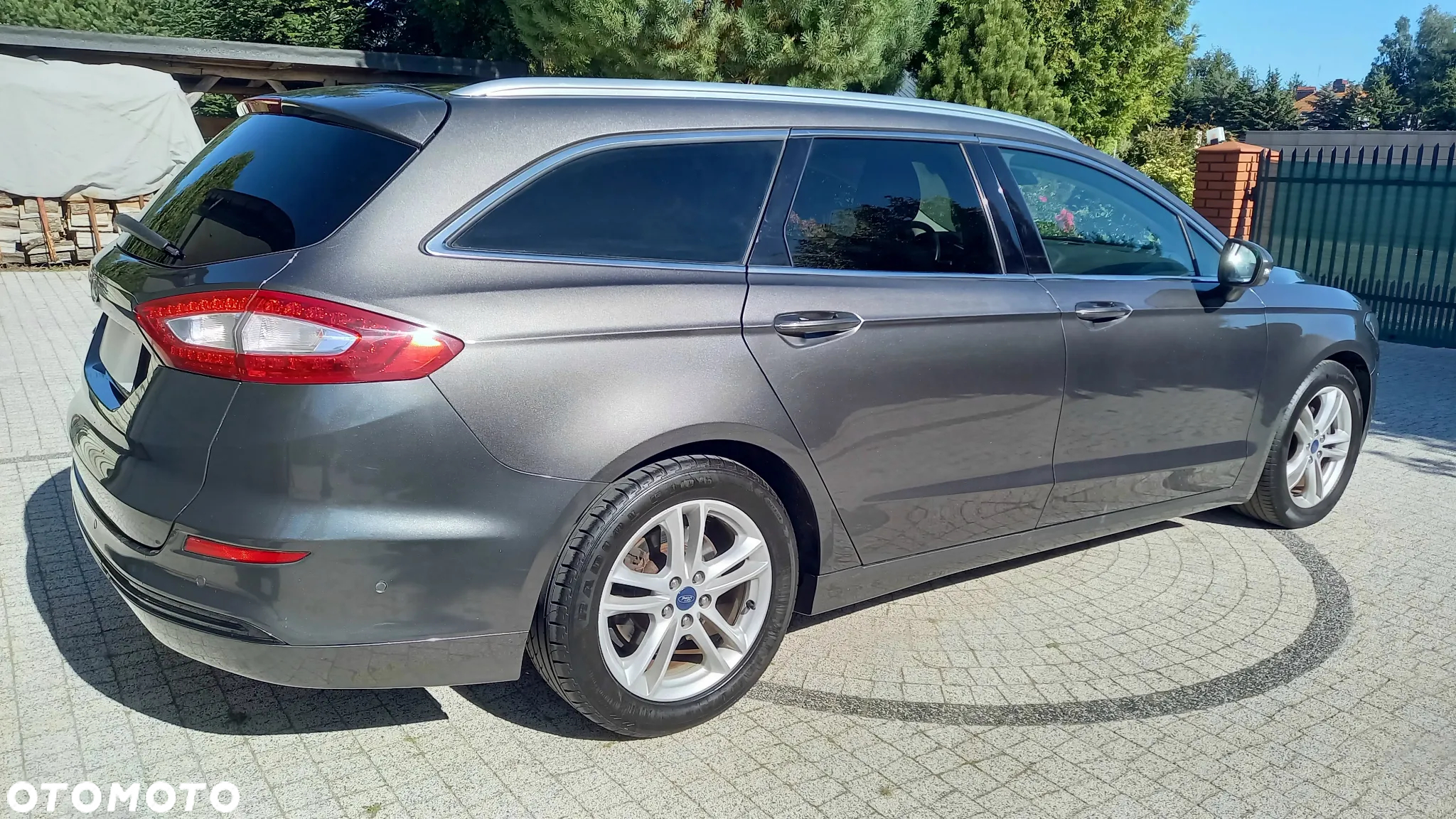 Ford Mondeo - 23