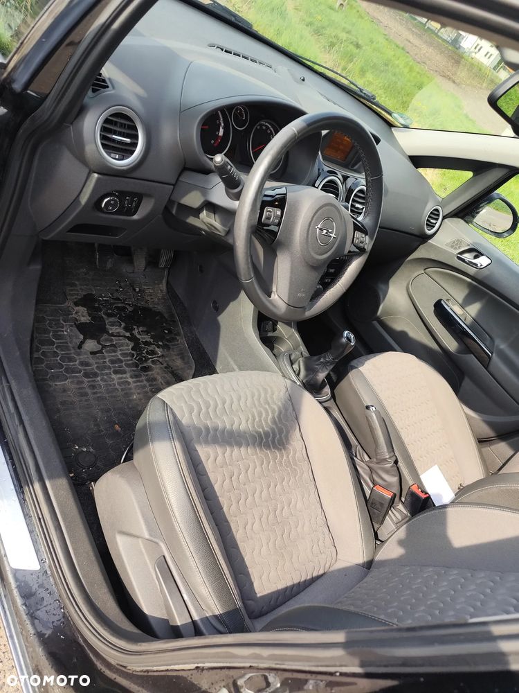 Opel Corsa 1.4 16V Edition - 10