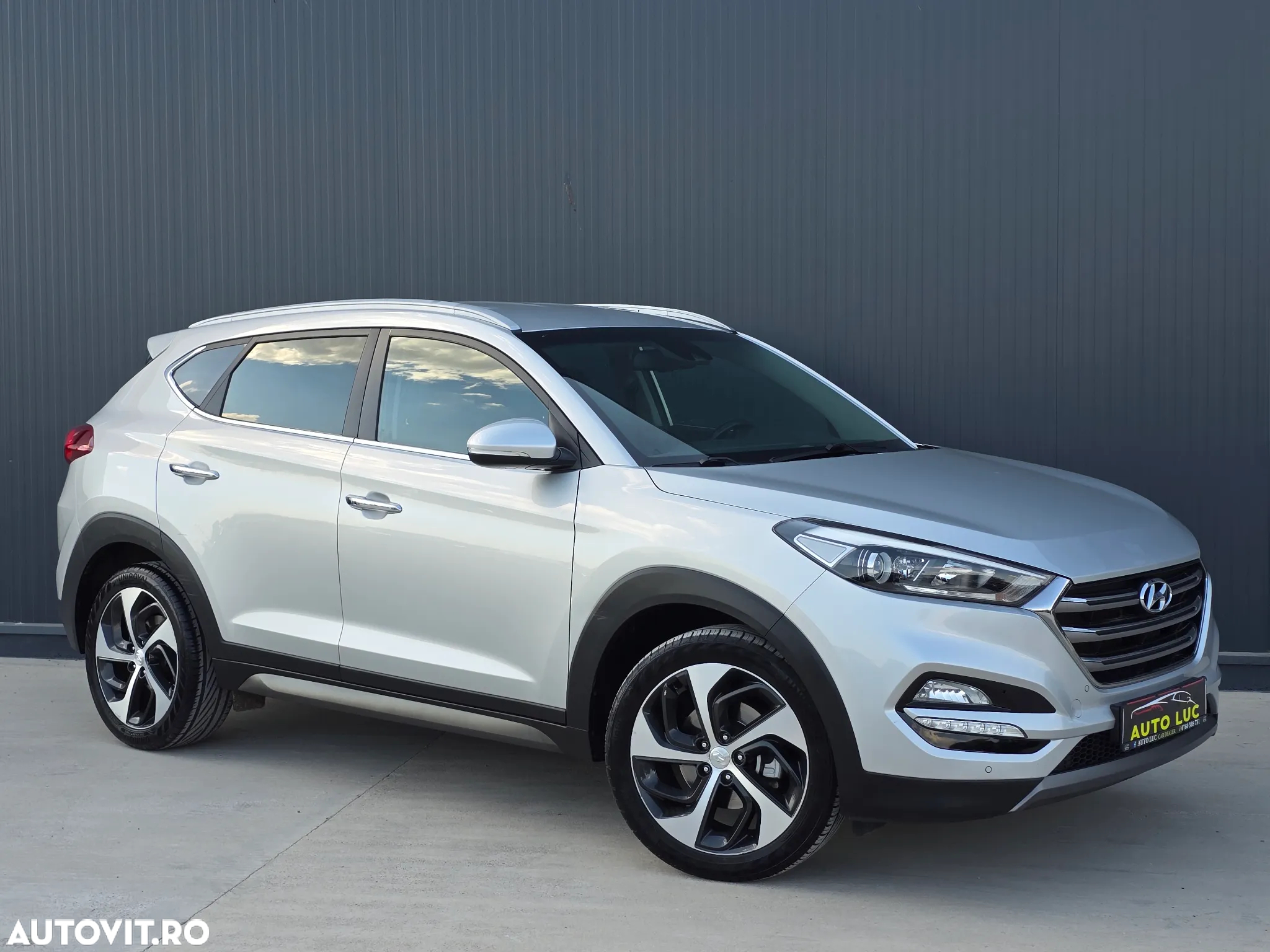 Hyundai Tucson blue 1.7 CRDi 2WD Style - 2