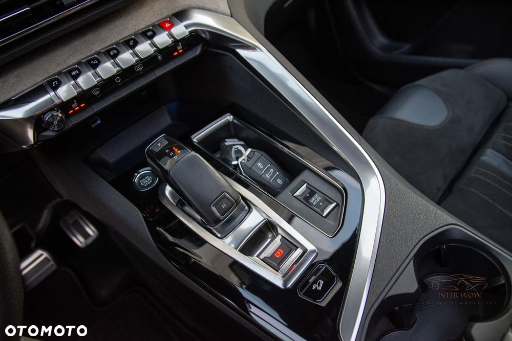 Peugeot 5008 2.0 BlueHDi GT Pack S&S EAT8 - 17