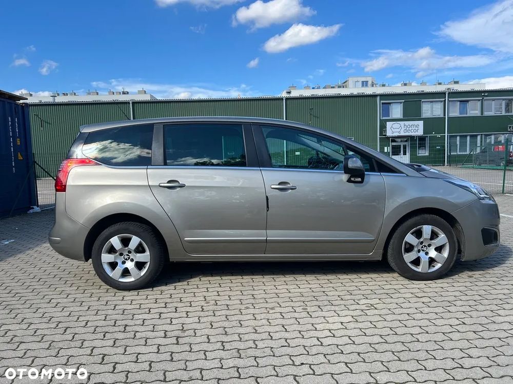Peugeot 5008 HDI FAP 150 Platinum - 9