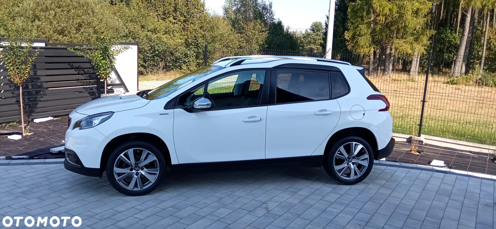 Peugeot 2008 PureTech 82 Style - 4
