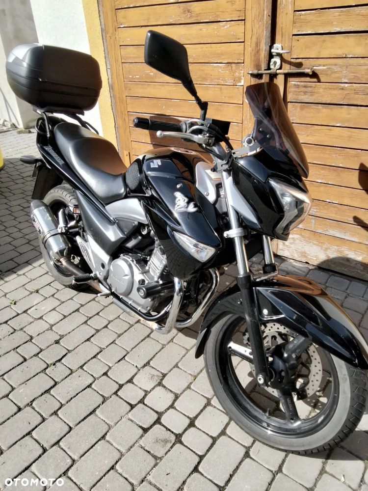 Suzuki GW 250 - 2