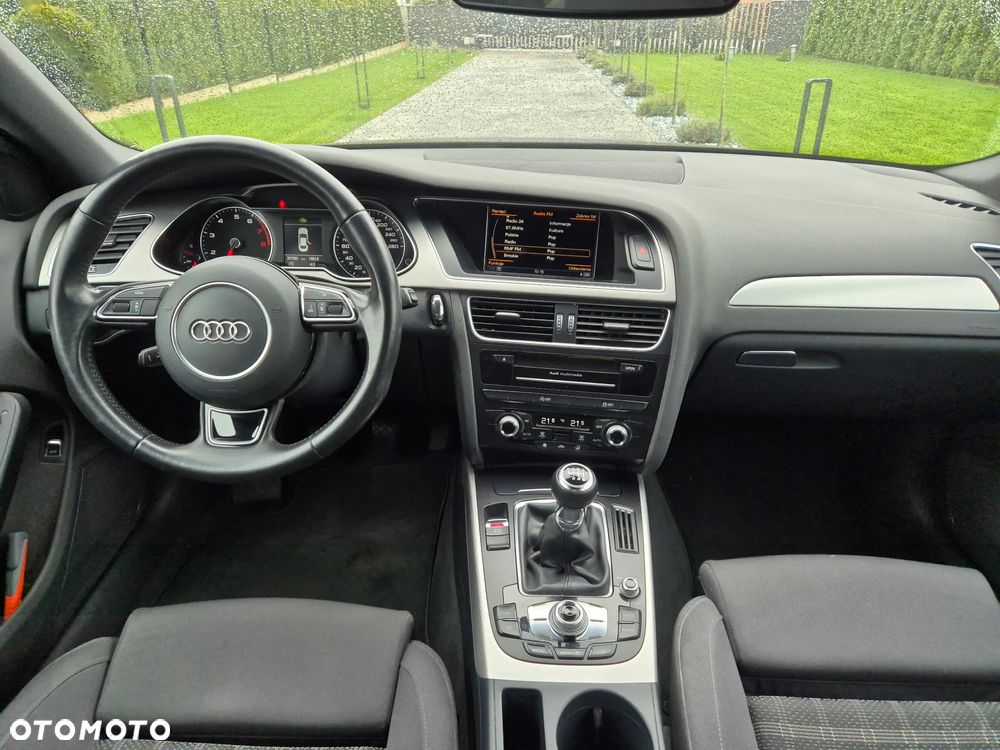 Audi A4 Limousine 1.8 TFSI S line Sportpaket - 6