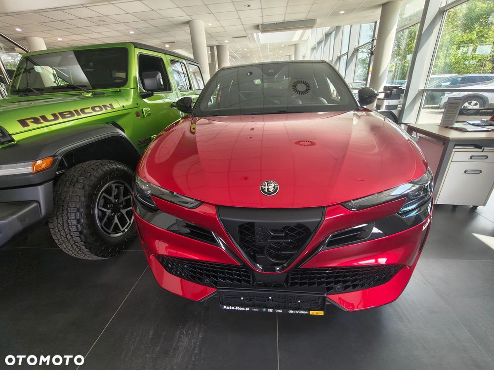 Alfa Romeo Junior 1.2 mHEV Ibrida Q4 eDCT - 13