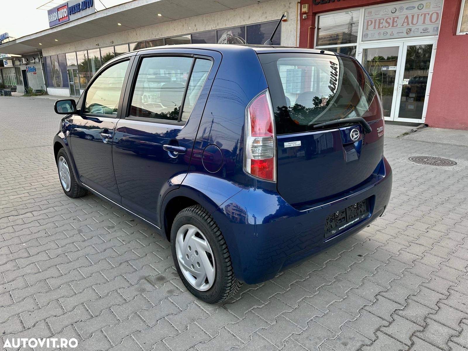 Daihatsu Sirion 1.0 CooLine - 3