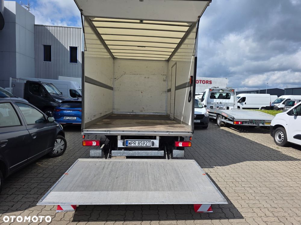 Iveco 50C18 Kontener 8EP Krajowy Ledy  Winda 1000 kg ! 4200x2200x2200 - 8