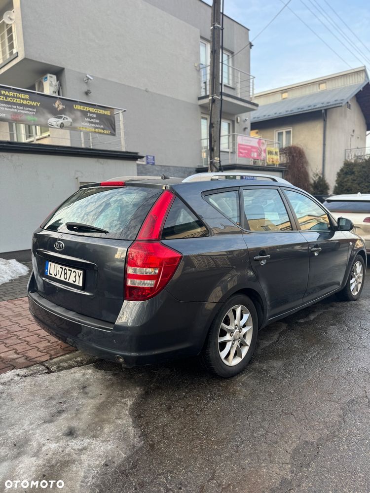 Kia Ceed 1.6 Comfort - 4