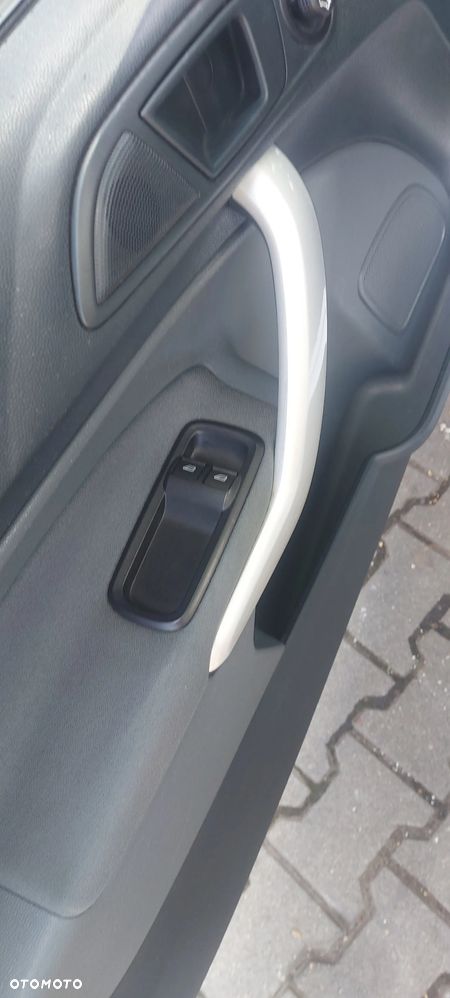 Ford Fiesta 1.4 Titanium - 17