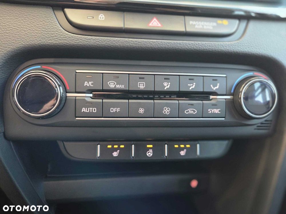 Kia XCeed - 20