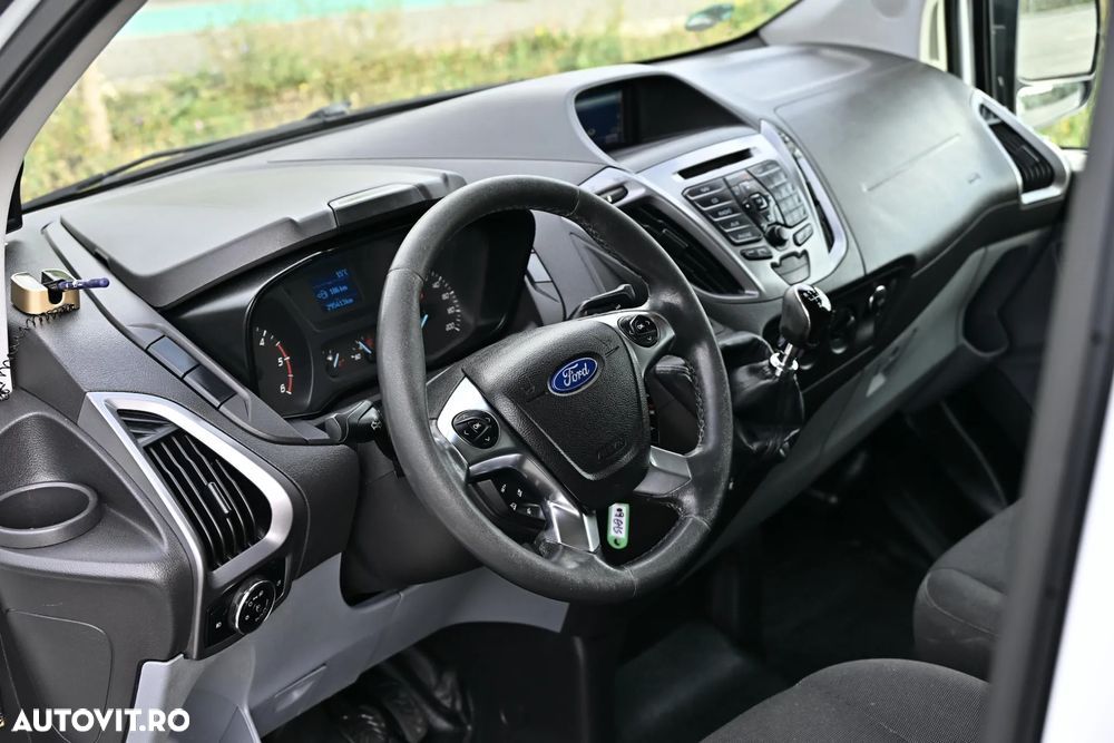 Ford Transit Custom - 13