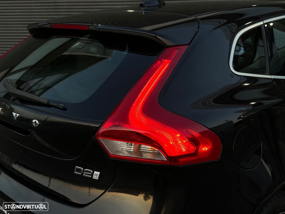 Volvo V40 2.0 D2 R-Design - 12