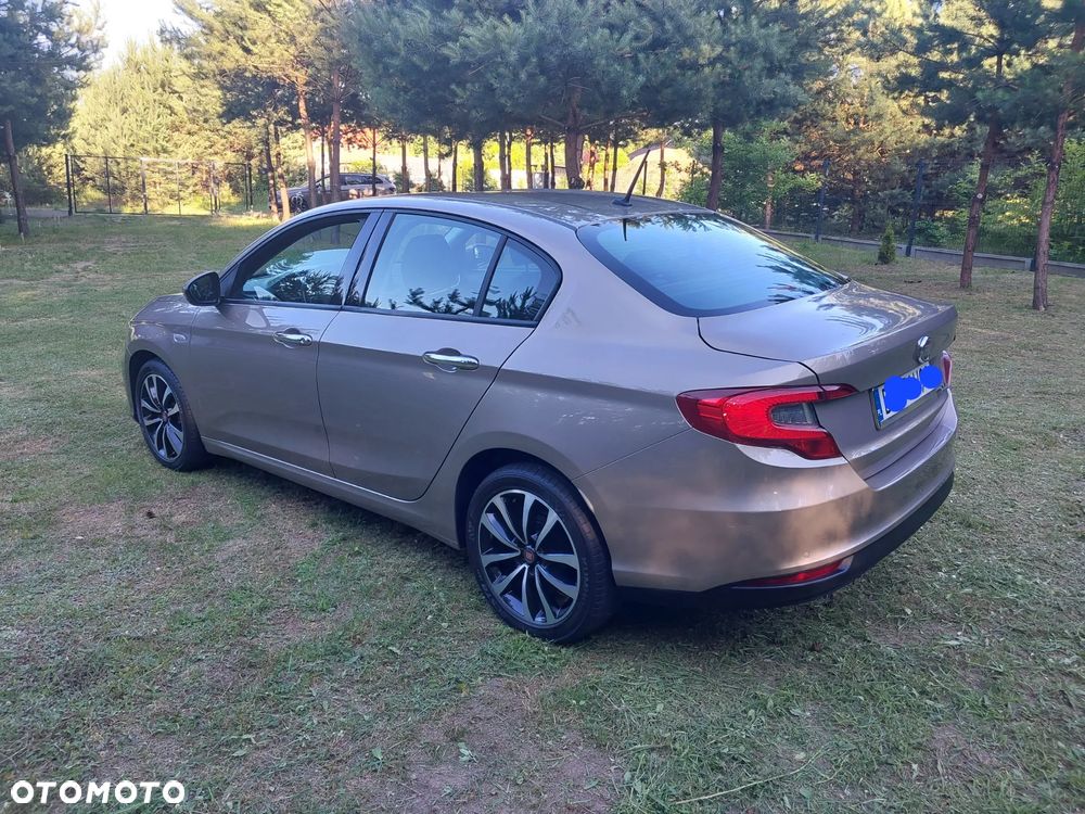 Fiat Tipo 1.4 16v Lounge EU6d - 7