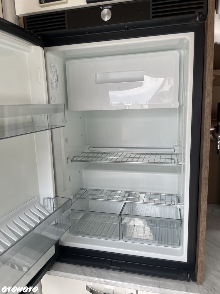 Mercedes-Benz Sprinter - 9