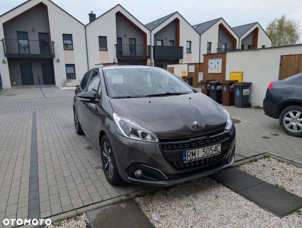 Peugeot 208 PureTech 82 Allure - 2