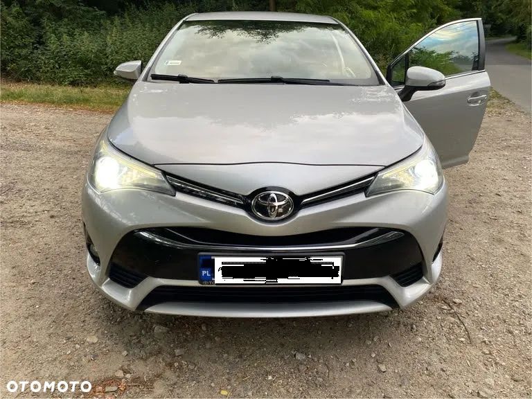 Toyota Avensis 1.6 Active - 1