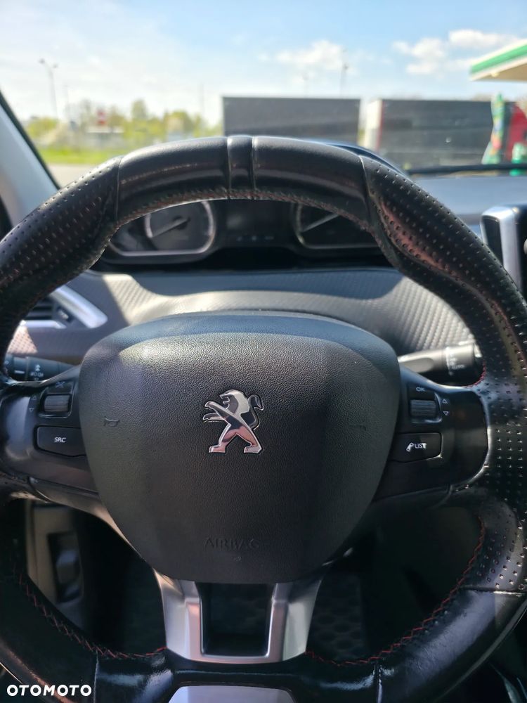 Peugeot 2008 BlueHDi FAP 120 STOP & START GT-Line Edition - 7