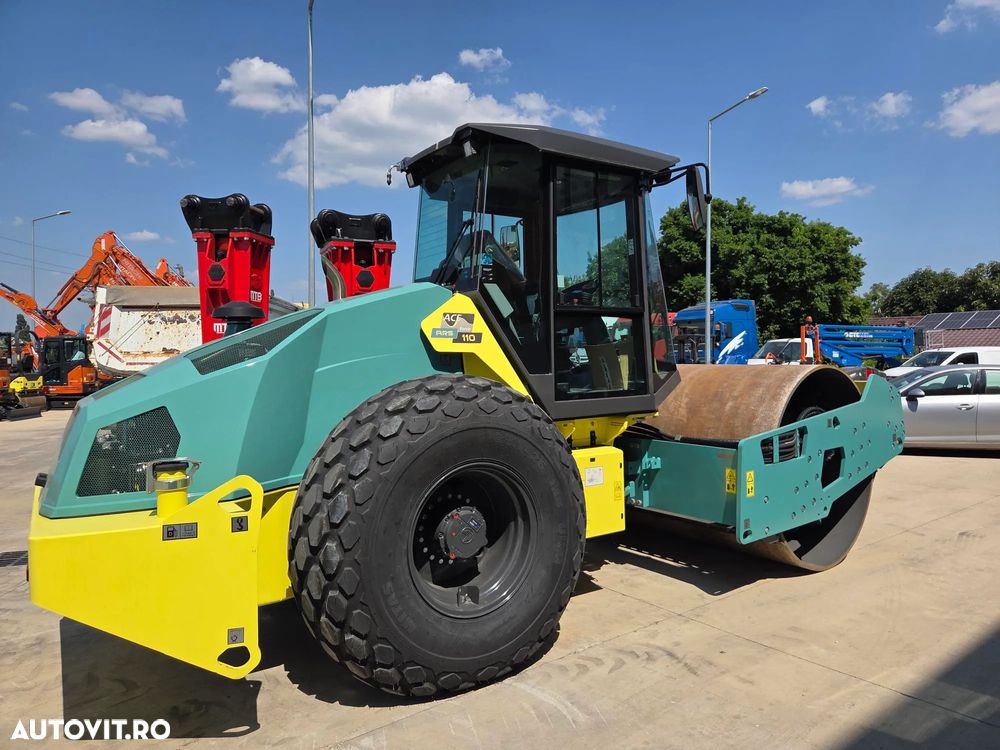Ammann ARS110, 14,7tone, 25ore-NEFOLOSIT, latime rola 2,1m, motor Deutz 135CP, Declaratie CE, produs in GERMANIA, garantie 1 an, Aer cond, Antifurt, lung 5,9m, FULL OPTION, posibilitate leasing 4 ani, PROMOTIE 84.900 EUR+Tva - 9