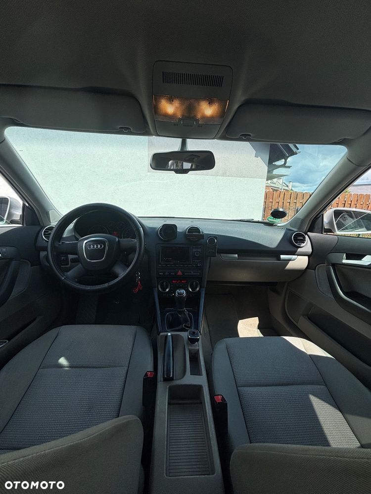 Audi A3 Sportback 2.0 TDI DPF Attraction - 8
