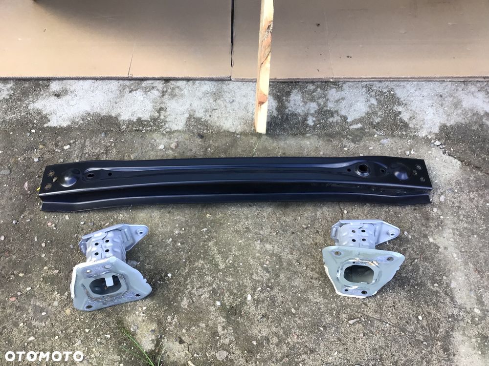 Zderzak tylny belka tylna Toyota Corolla E21 6xpdc - 5