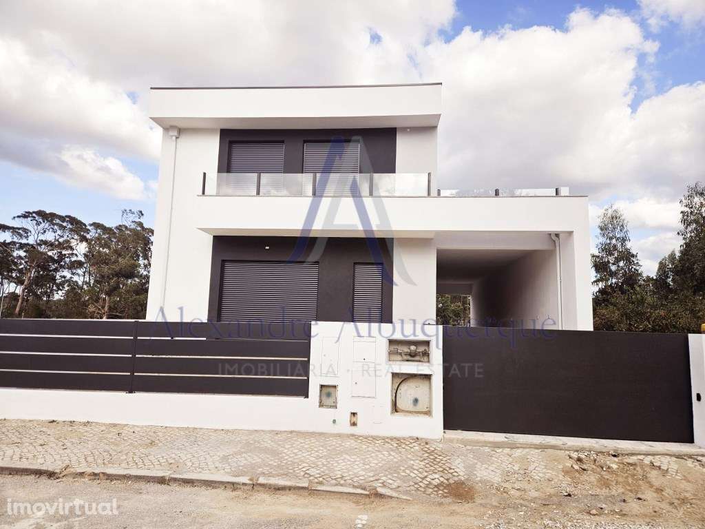 Moradia Contemporânea com Piscina na Lagoa de Albufeira - Grande imagem: 3/35