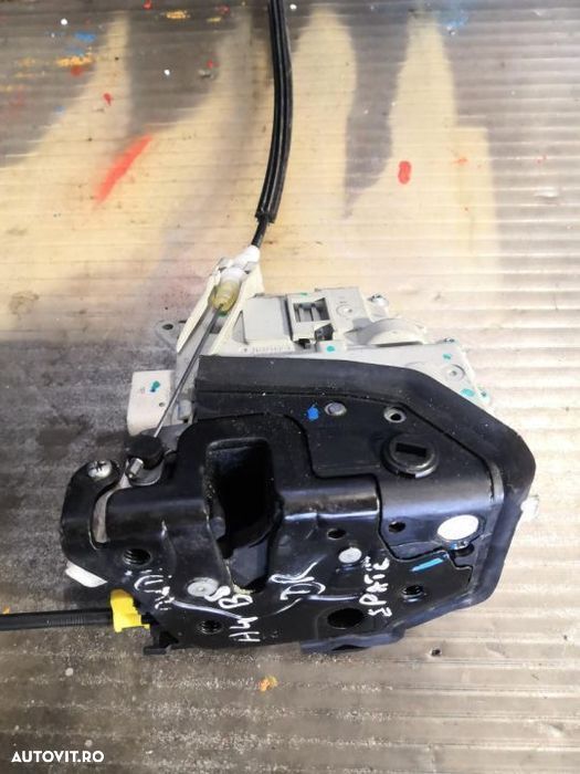 broasca Încuietoare Ușa Audi a4 b8 dreapta spate - 2