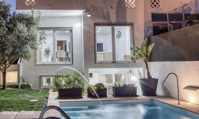Moradia T 5 com apartamento no Estoril com piscina Aquecida - Grande imagem: 4/12