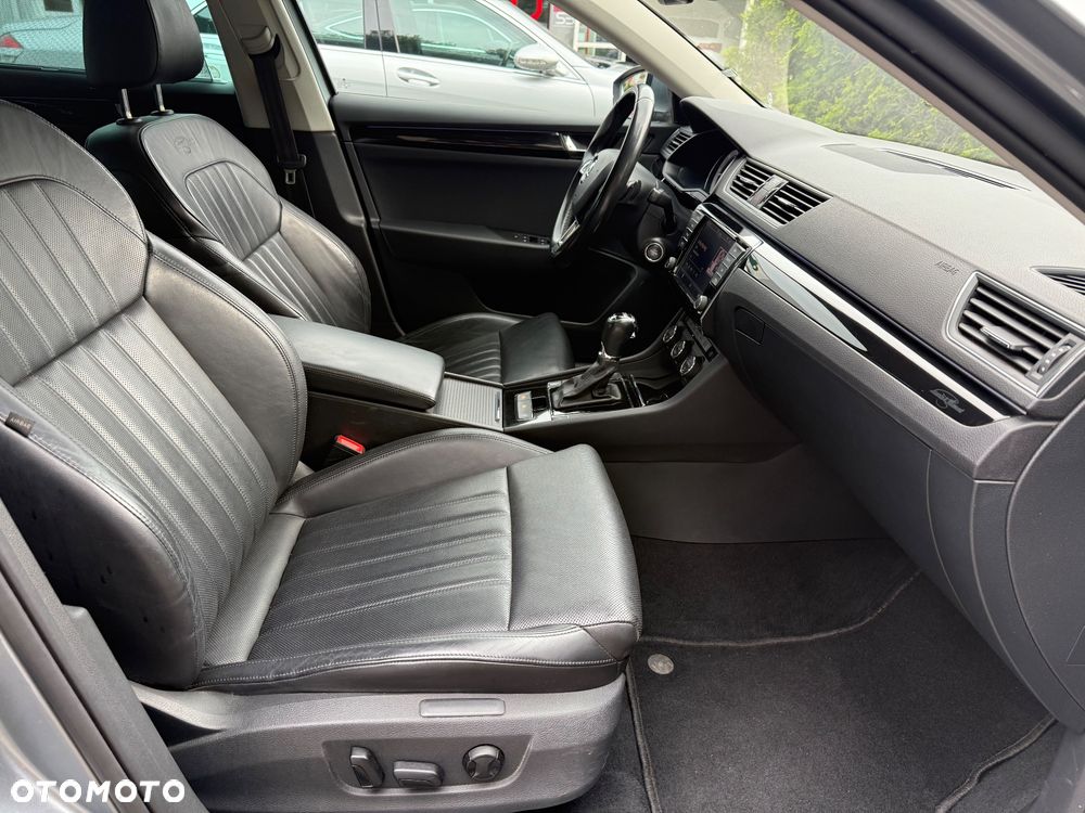 Skoda Superb 2.0 TDI L&K DSG - 18