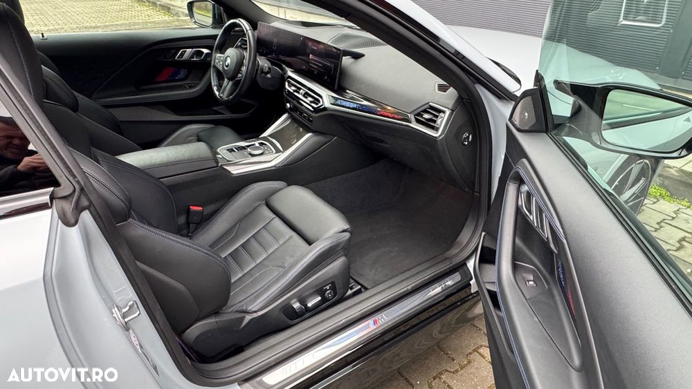 BMW M2 M240i xDrive AT - 9