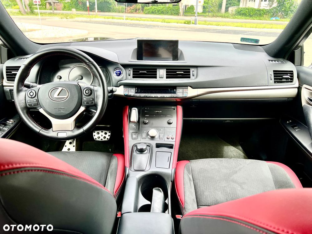 Lexus CT 200h F Sport Edition - 5