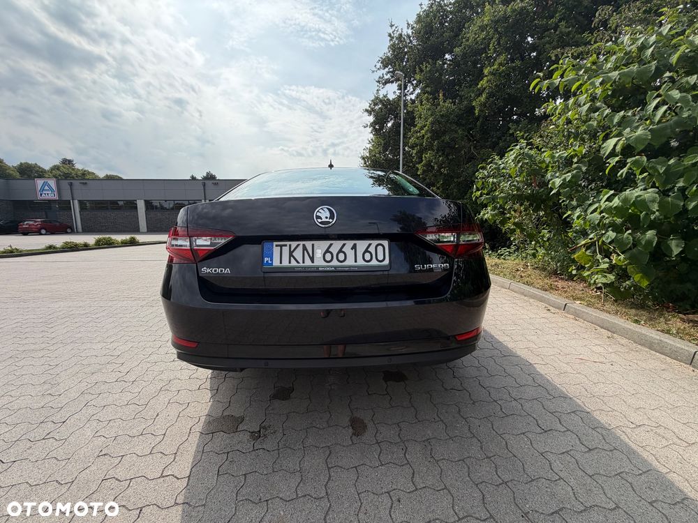 Skoda Superb 2.0 TDI Style DSG - 16