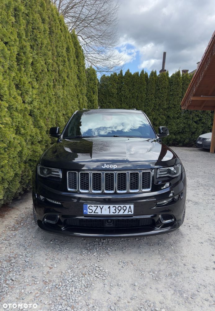 Jeep Grand Cherokee SRT - 2