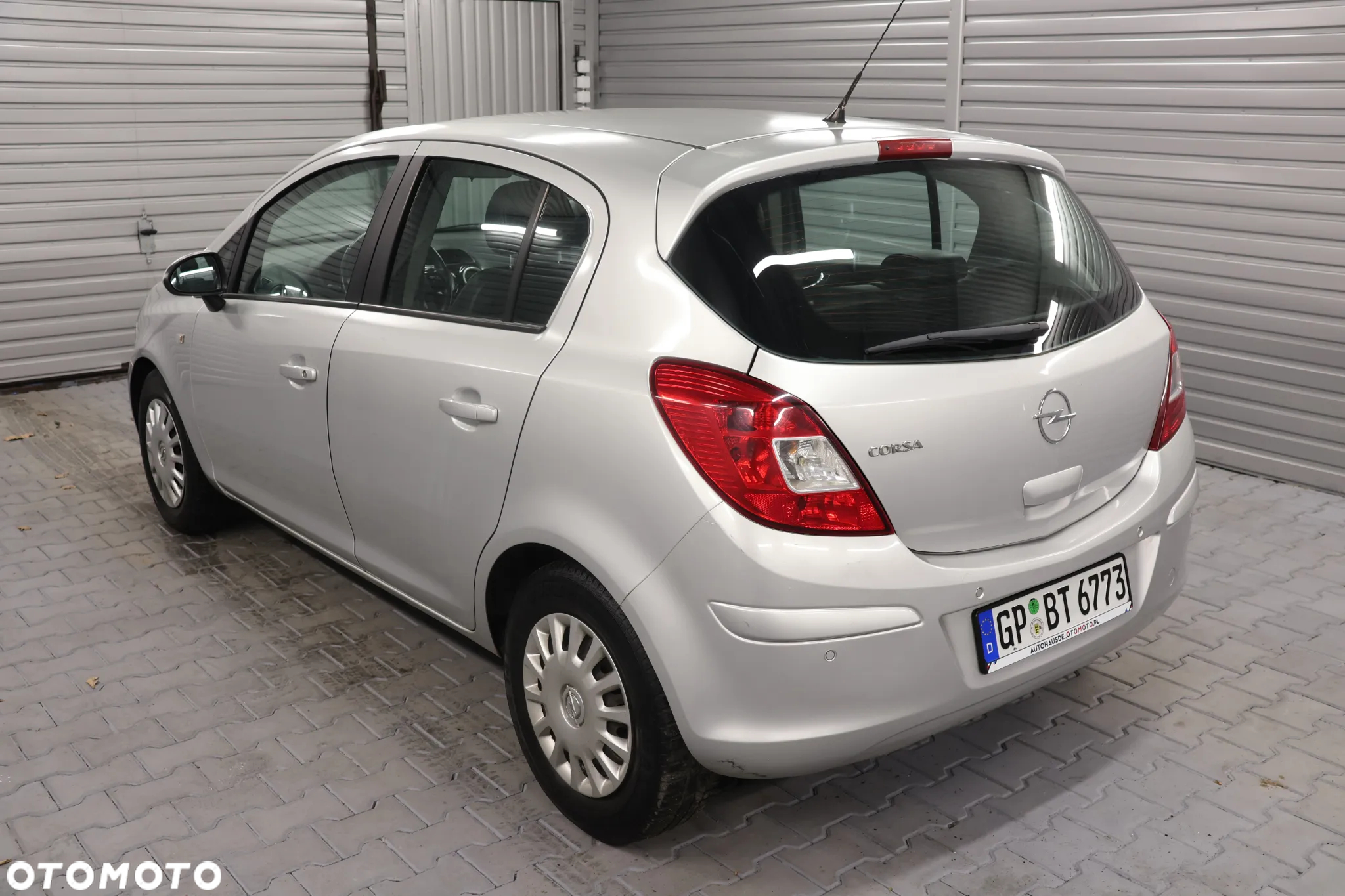 Opel Corsa 1.2 16V Easytronic - 4