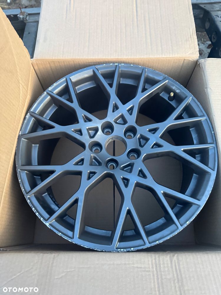 Audi rs3 rs 3 nowy model felga koło opona alufelga. Audi RS3 felgi 19 cali 8Y koła letnie 8Y 8Y0601025CK 8Y0601025CL szare - 1