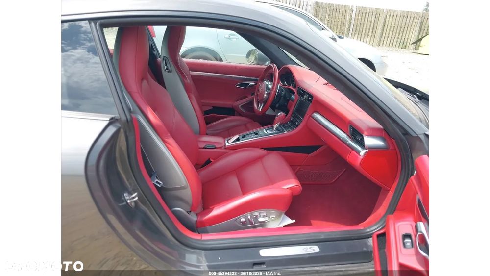 Porsche 911 Carrera 4S PDK - 10
