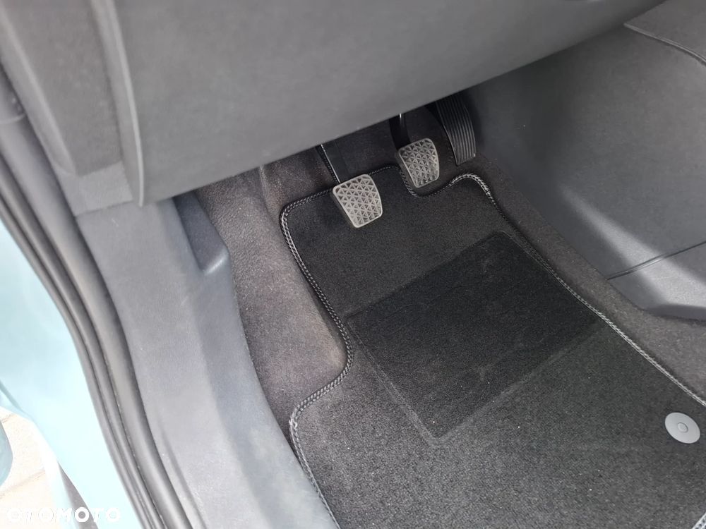 Opel Zafira 1.8 Sport - 37