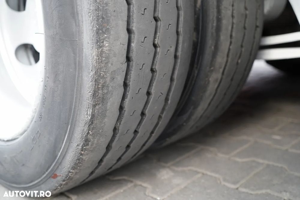 Castera REMORCA AUTO AMC CASTERA / ÎNCĂRCARE JOSĂ / 13,7 M / REDUCERE HIDRAULICĂ / REDUCERE HIDRAULICĂ / AX DE DIRECȚIE / TROLIU - 30