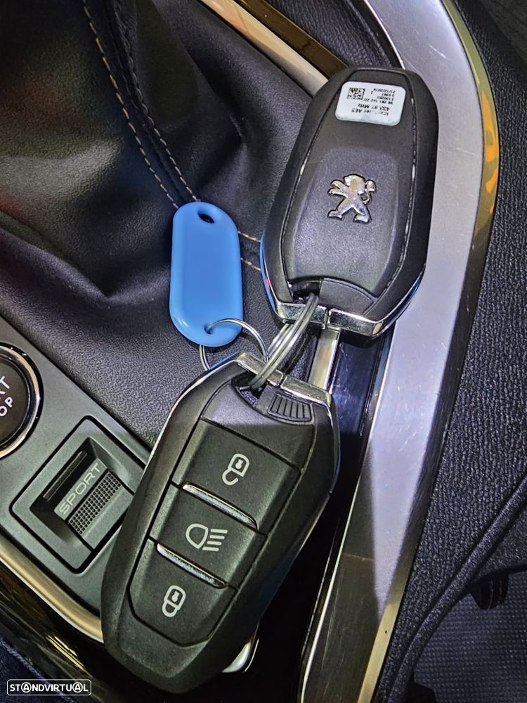 Peugeot 3008 BlueHDi 130 Stop & Start EAT8 GT - 16