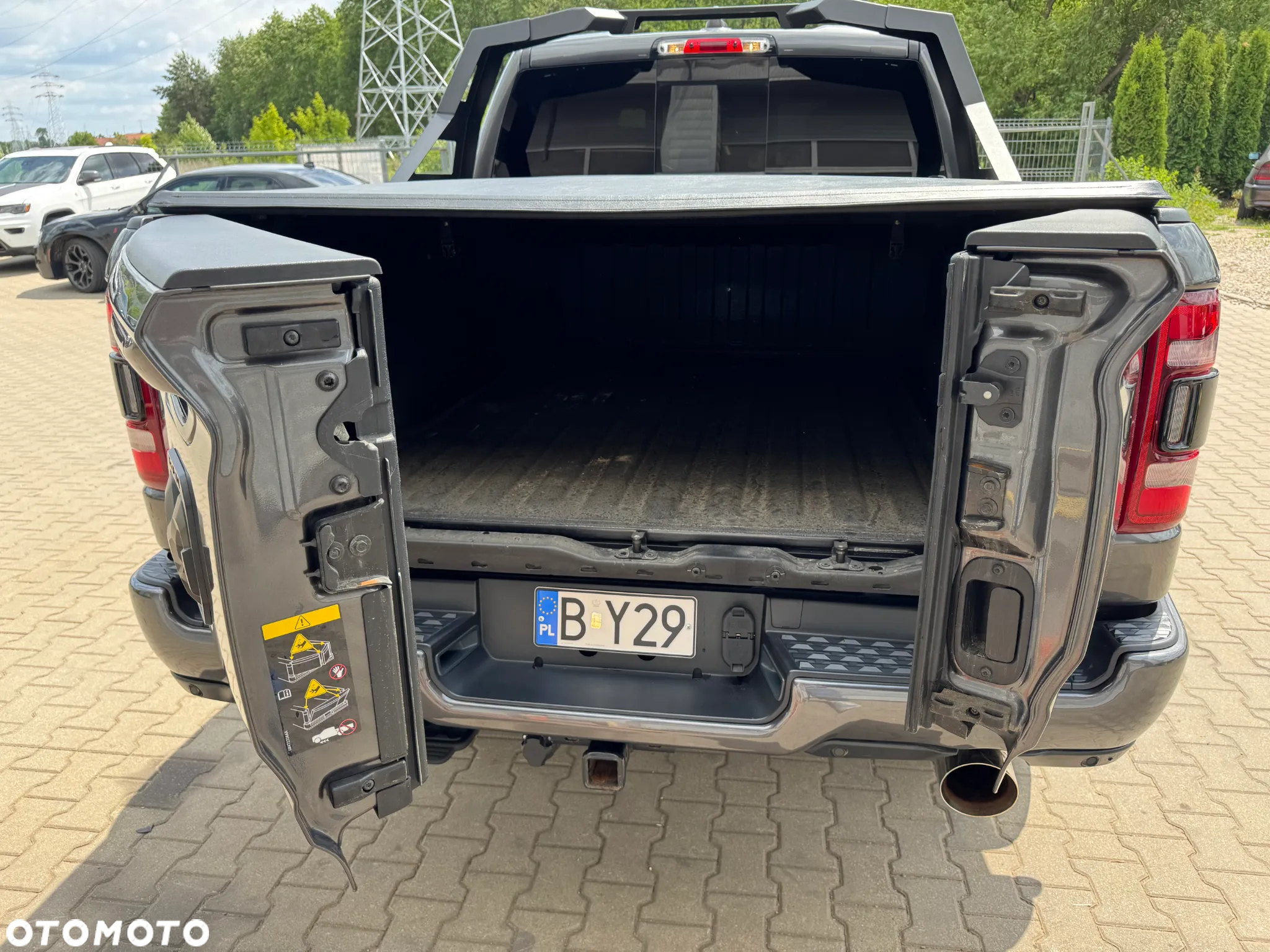 RAM 1500 Crew Cab Laramie - 16