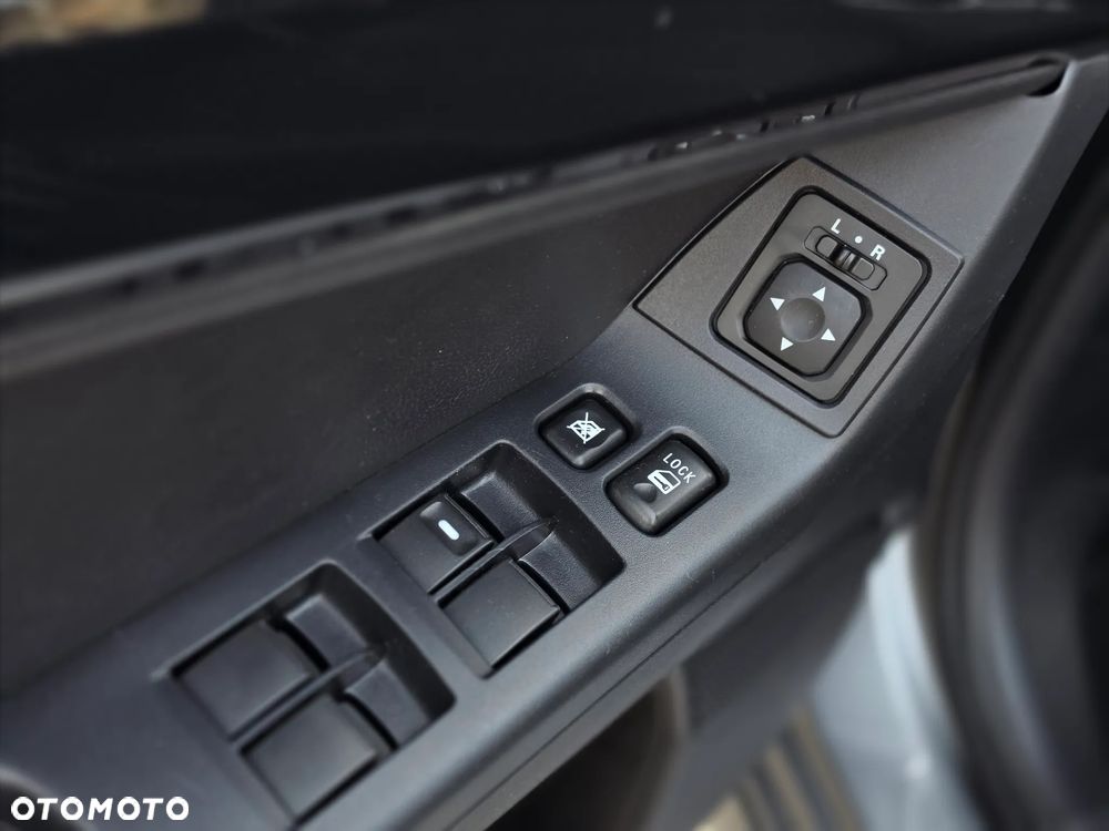 Mitsubishi Lancer - 12