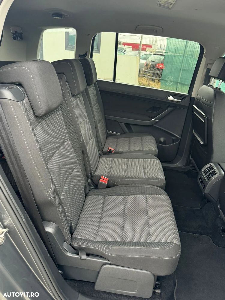 Volkswagen Touran 1.4 TSI DSG Comfortline - 26