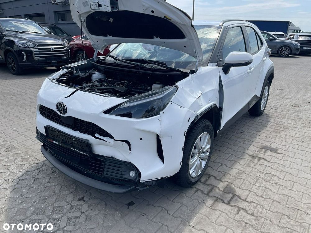 Toyota Yaris Cross Hybrid 1.5 Comfort AWD - 3